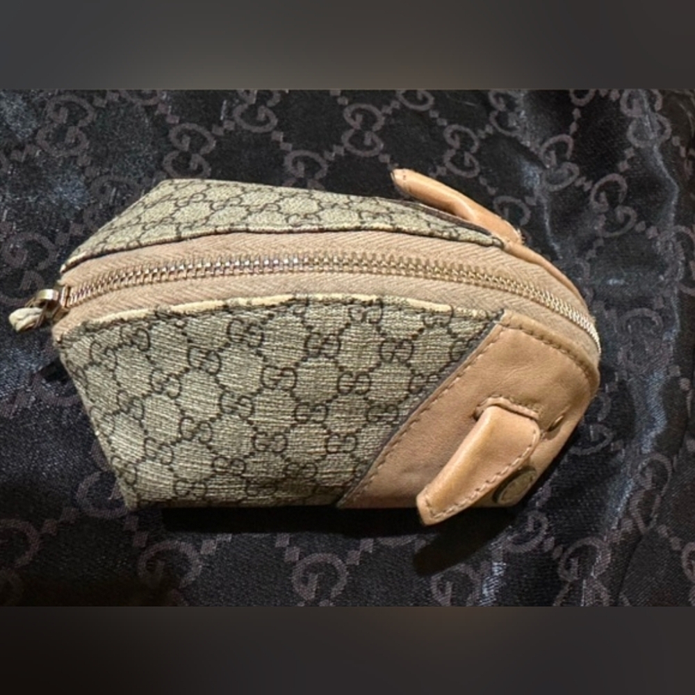 GUCCI RARE Supreme Pig Coin Pouch - Picture 3 of 11